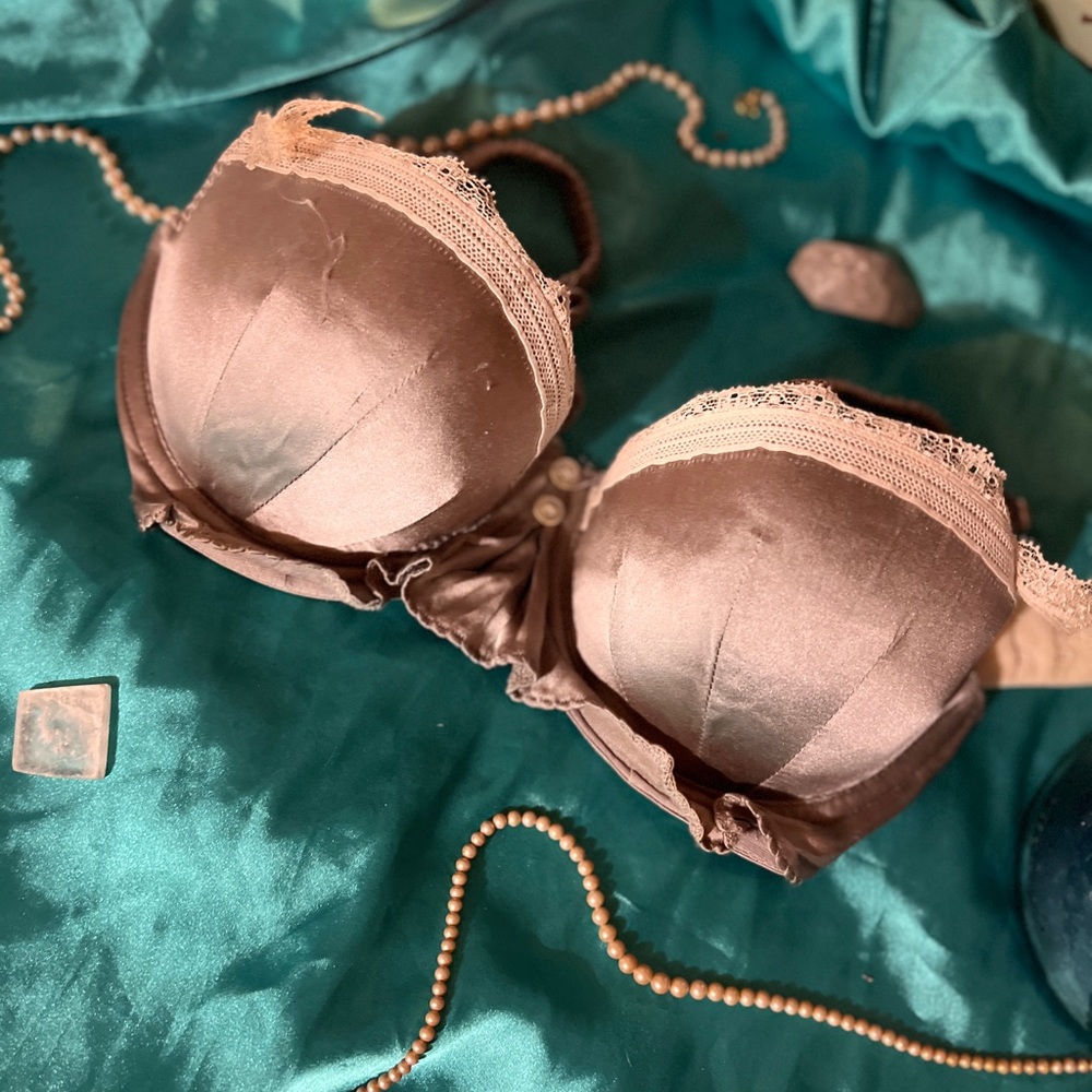 Silver Silk Lacey Underwire Clasp Bra